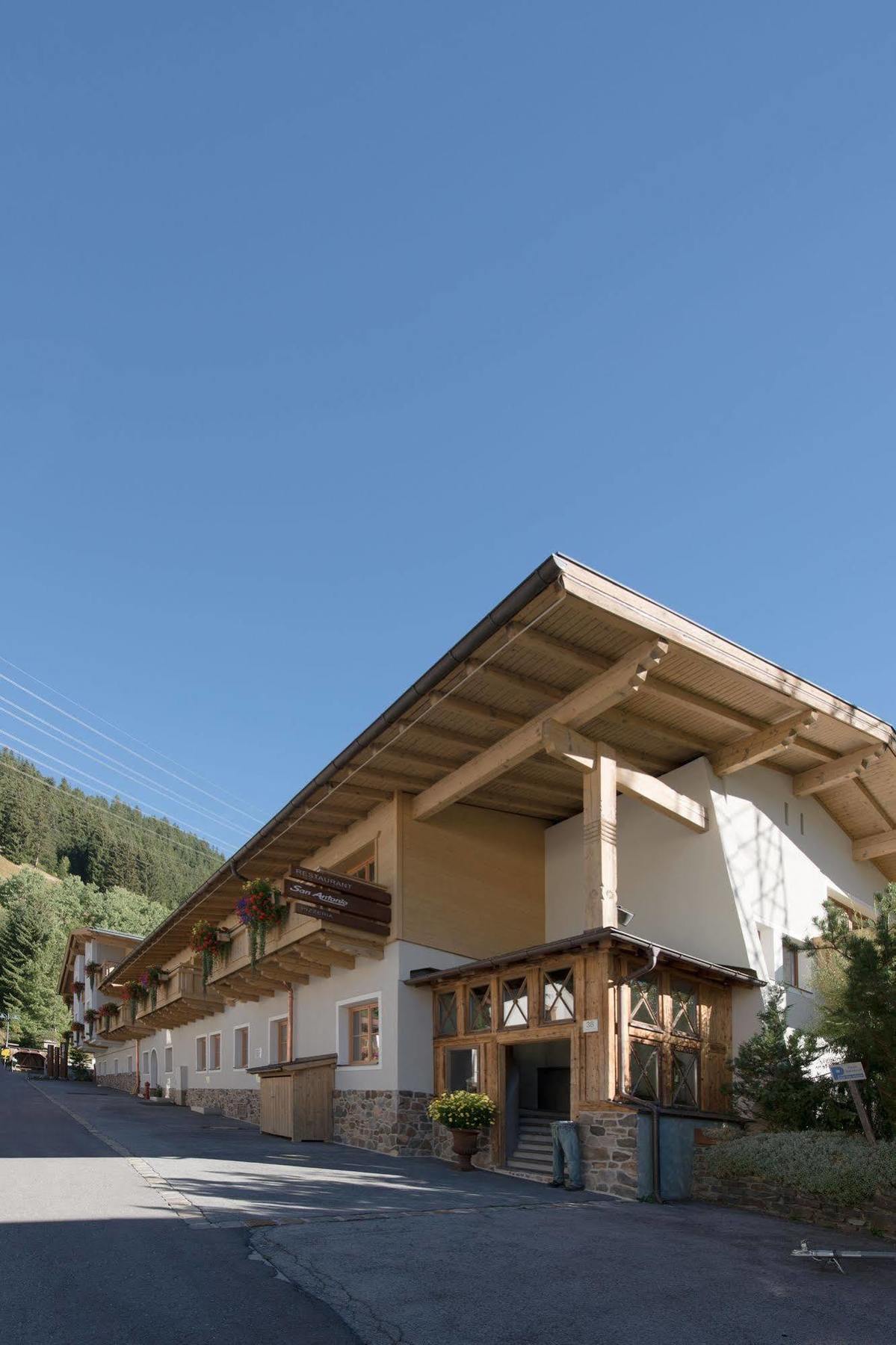 Apart Hotel San Antonio St. Anton am Arlberg Exterior foto